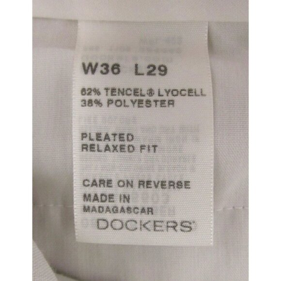 Dockers Premium Men’s 36x29 Khaki Pants Bundle – Pleated Relaxed Fit - Picture 12 of 16